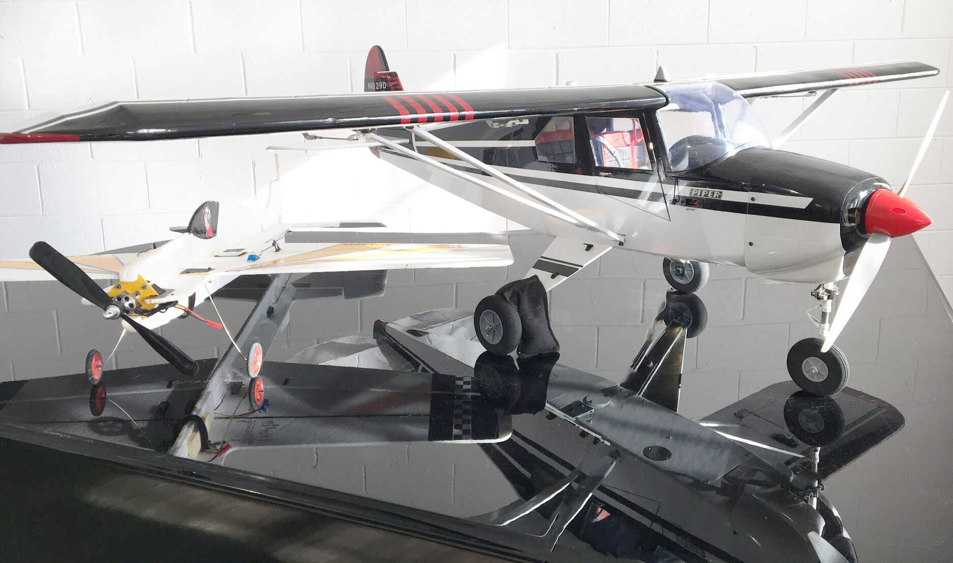 Model Airplane 4